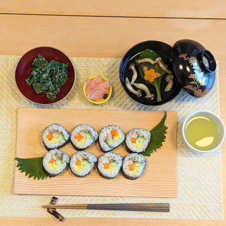 Solo Friendly Sushi Roll and vegetable dishes in season - Gluten free, vegan and any request of your needs