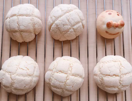 【Online】 Let's bake Japanese style fluffy bread. "Melon-pan" Sat. July 12th 8pm to 10pm (JPT)
