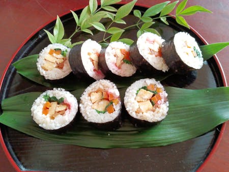 Let\'s cook 2 kinds of Sushi!!