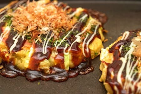 【Nagoya】Make your own okonomiyaki!