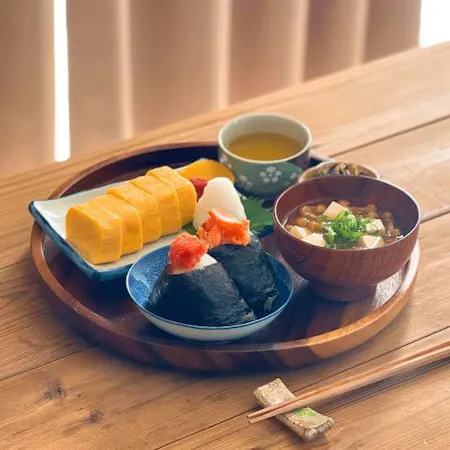 [Private cooking class] Taste Japan at Home: (Bento)Make Onigiri, Tamagoyaki, Miso Soup & Wagashi .