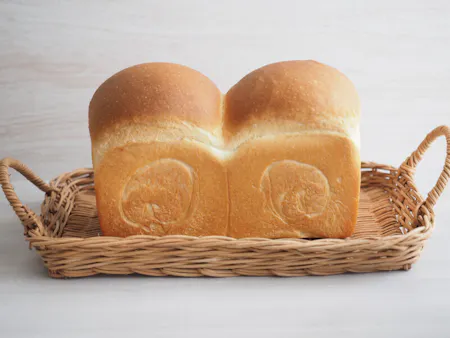 Let's Make Fluffy Shokupan - A Japanese Milk Bread