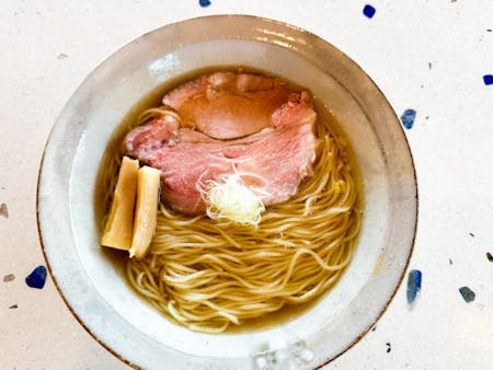 Enjoy the popular ramen making experience where you can feel the flavor of the soup stock at an oceanfront private cafe in Hiroshima