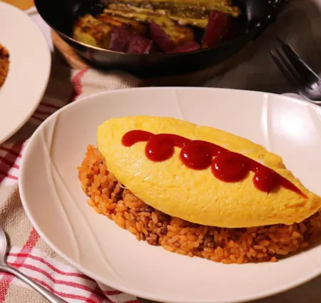 Cook Your Own Fluffy Homemade Omurice!