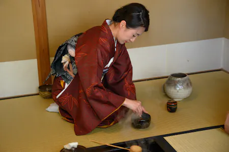 Experience the natural tea ceremony at Sitama Hanno