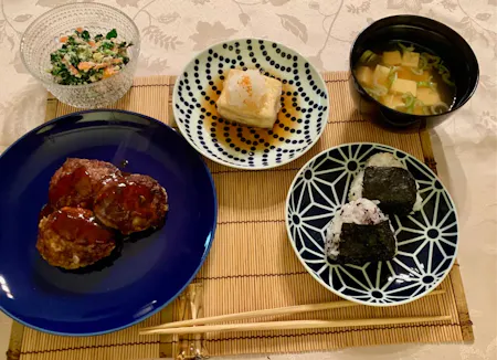 Class on making healthy side dishes using tofu
