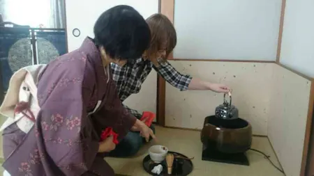 Let’s enjoy powdered greentea gathering at my place near Peace Park.