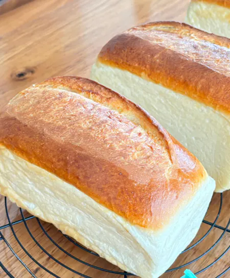 Fluffy bread that even beginners can make easily