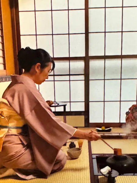 Authentic Japanese Tea Ceremony- Let’s master the art of making delicious matcha together!