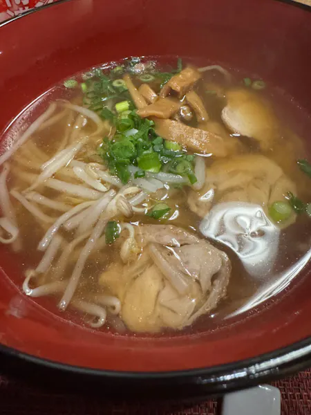 Class to make soy sauce ramen, gyoza and rice balls with a chef