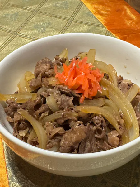 Let's make beef bowl and gyoza