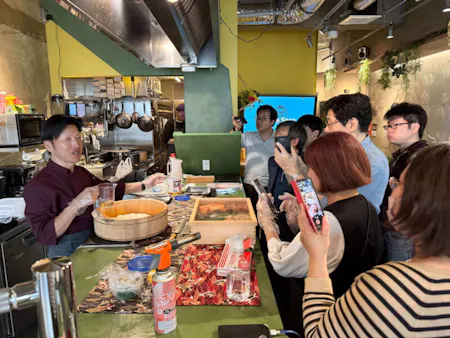 Enjoy fresh Japanese fish! Sushi making class!