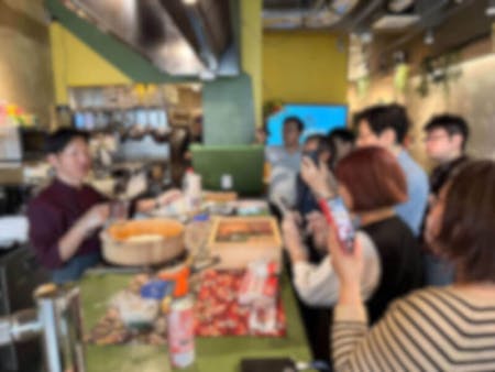 Enjoy fresh Japanese fish! Sushi making class!