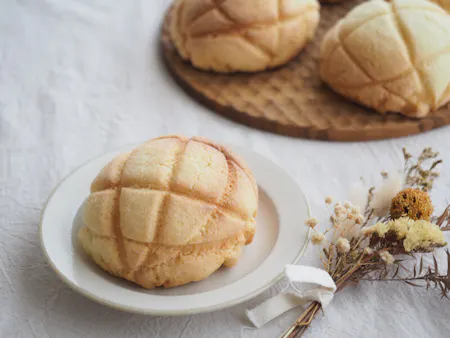 Let's Make Melonpan! - A sweet bun with a crisp cookie crust
