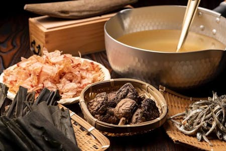 Japanese Washoku Lunchtime Lesson: UMAMI from Dashi × Freshly Harvested Rice Onigiri and Miso Soup
