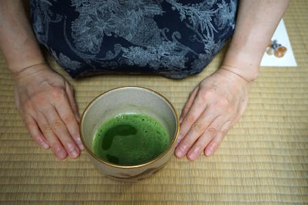 Retreat: Usucha (thin tea) Session by Sadō (tea master)
