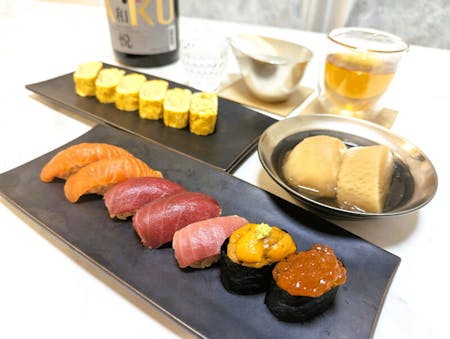 【For 2-4 Guests】Making traditional NIGIRI SUSHI, DASHI ROLLED EGG and Tasting Japanese Simmered Dishes and Enjoying Japanese sake/tea at Nihonbashi