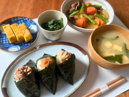 Private Japanese Home Cooking Experience in Tokyo — Onigiri & Wagyu Nikujaga