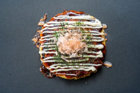 Okonomiyaki and Japanese cuisines cooking