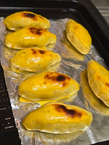 Make Japanese Sweet Potato & Enjoy Green Tea at a Local Home