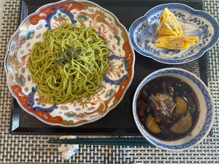 Matcha soba noodles and tea ceremony \r\n<Matcha à la carte >