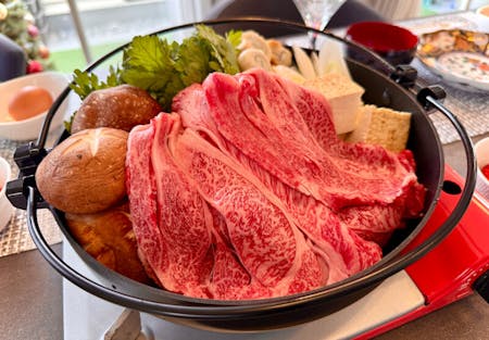 A5 Iga Wagyu Sukiyaki Experience with a Pro-Trained.\r\nEnjoy rare A5 Iga Wagyu, donabe-cooked rice, and genuine Japanese hospitality in a welcoming Tokyo home.