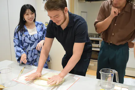 Make Authentic Sanuki Udon with a Kagawa Local