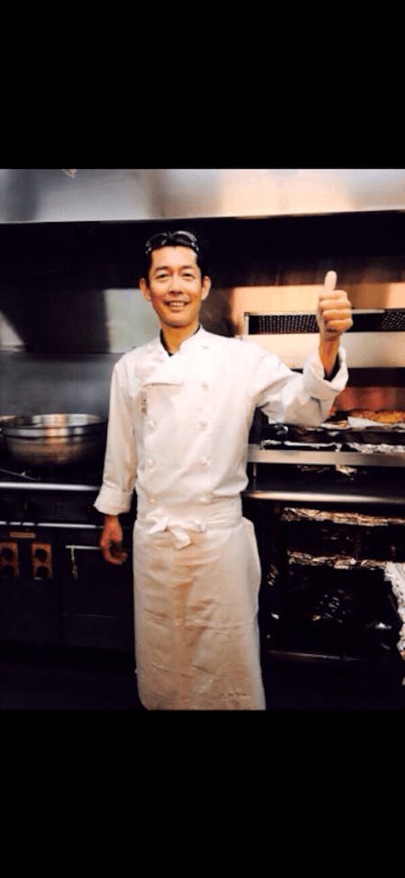 We hope you will have the opportunity to experience the beautiful presentation of Japanese cuisine.including how to slice sushi ingredients. Prepare sushi rice(Shari-Kiri)and make nigiri sushi.