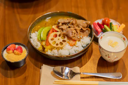 Japanese Home Cooking in Tokyo: Root Vegetable Curry & Regional Japanese Cuisine – Taste the Story of the Earth [2–5 Guests]