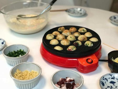 Takoyaki(Octopus Ball) Party ~A classic Japanese home party~