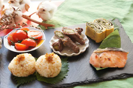 Seasonable Japanese Cuisine Cooking