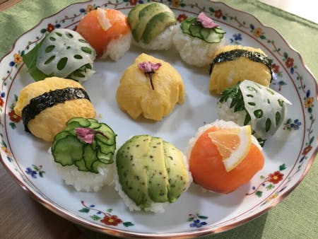 Temari-sushi （sushi-ball)