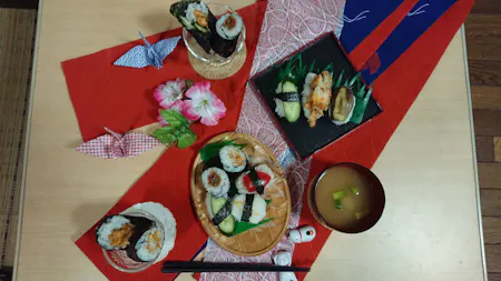 Vegetarian Sushi cooking ♥ ♥Only one group per day♥♥ ★★interviewed and appeared on NHKTV ★★ ♥♥Calligraphy is Optional : 2500yen(About 40 minutes)♥♥