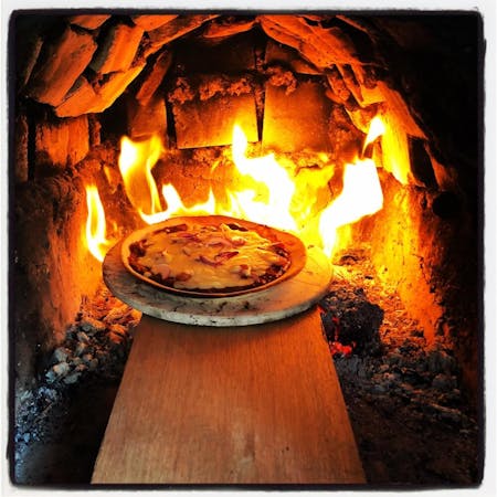 Pizza in old Japanese house