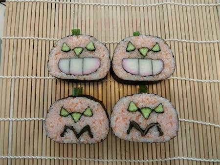Art Sushi Roll -Kazari Makizuzhi-