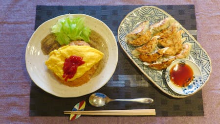 Omuraice ( Chicken rice covered by omelet)
Homemade Gyoza (Fried dumpling)
