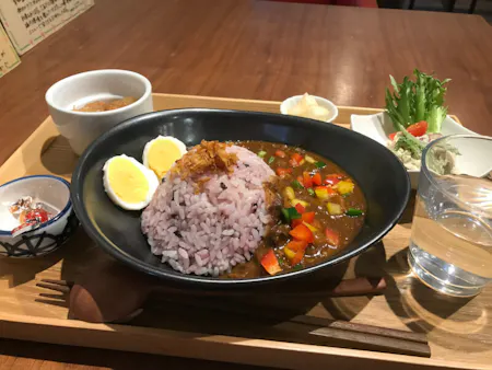 Kyoto-style Cafe curry （black or white rice）AND Matcha experience ! 「Solo Friendly」 ※Please let us know if you would like black or white rice when making a reservation.