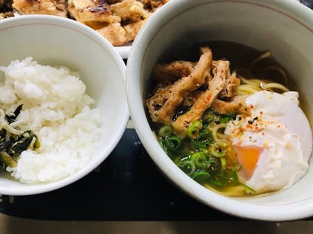 Kyoto-style Chuka-soba（ Japanese-udonsoup ramen）that tastes like a udon restaurant