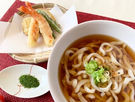 Handmade udon noodles & Tempura shrimp 