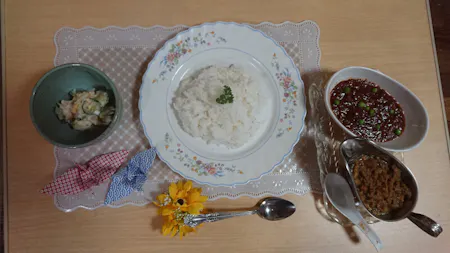 Learn How to Cook a Simple Japanese Lunch: Japanese Curry or Hayashi Rice ♥♥Only one group per day♥♥ ★★interviewed and appeared on NHK TV ★★