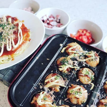 Japanese home party with okonomiyaki and takoyaki at between Nara and kyoto!you can choose your favorite ingredients.