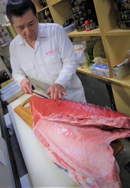 Make Real Sushi with Sushi Master at Sushi Restaurant in Ninja Town Iga