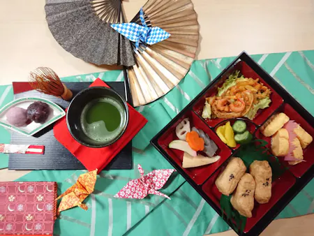 Bento Making and Tea Ceremony Experience ♥♥Only one group perday♥♥ ★★interviewed and appeared on NHK TV★★