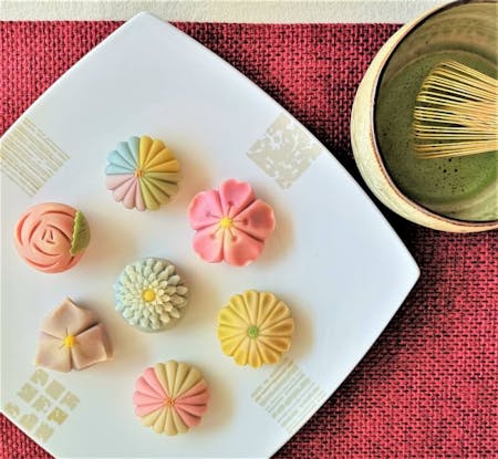 Traditional Japanese sweets for groups