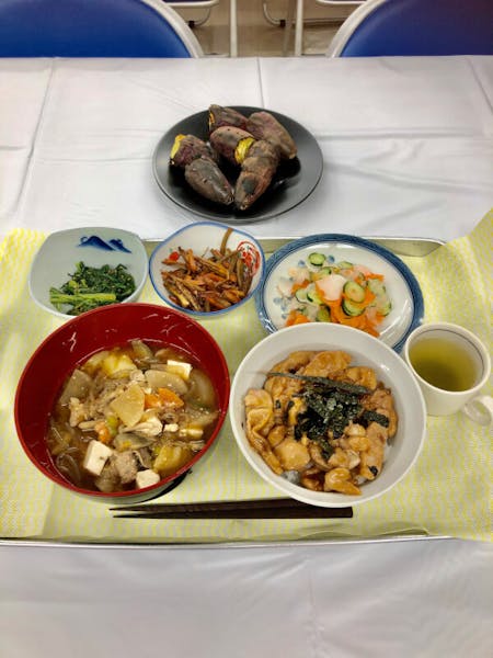 Teriyaki chicken rice bowl and pork veggie soup　Teisyoku