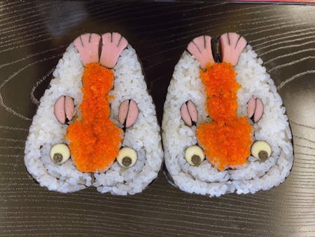 Deco rolled sushi with a picture when cut