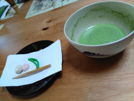 Tea ceremony

Macha and Daihuku