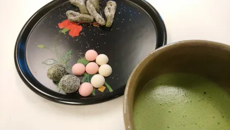 Experience the formal way of tea