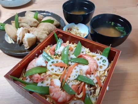 Let\'s cook Chirashi sushi and Inari sushi with Mummy in Kyoto!