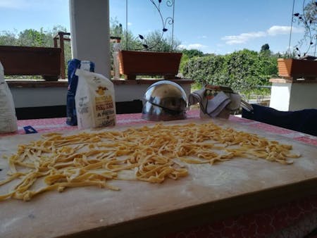 Fettucine, Ravioli & Tomato Sauce. Online Live Cooking Class